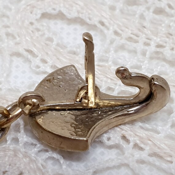 Lovely Vintage Heart Pendant in Gold Tone Metal w… - image 8
