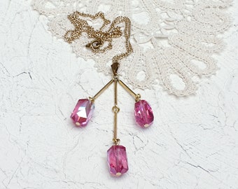 Vintage Chain Necklace with Three Dangling Pink AB Faceted Crystal Glass Beads Pendant. 