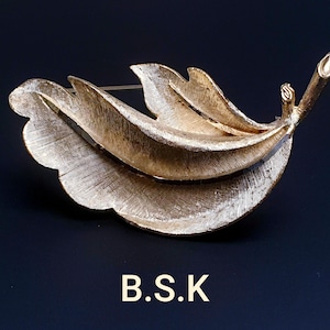 B.S.K Signed Vintage Leaf Brooch in Fine Brushed Pale Gold tone Metal.