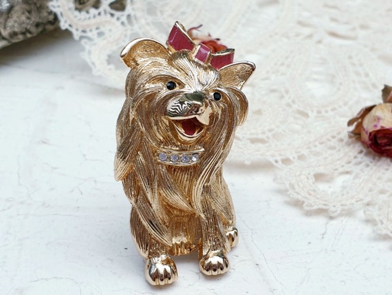 GROSSÉ for Dior Vintage Yorkshire Terrier Brooch Gold Plated GROSSÉ for Dior Vintage Yorkshire Terrier Brooch Gold Plated