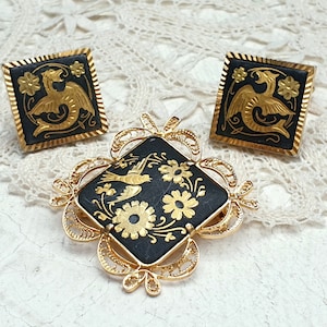 Vintage Damascene Toledo Gold Inlay Jewelry Set. Brooch and Cufflinks Set.