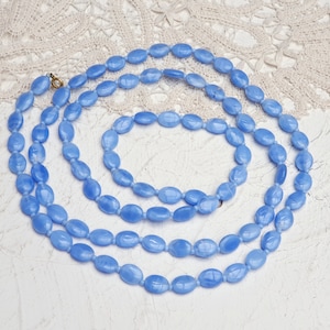 Art Deco Antique  Clear Blue Marbled Glass Beads Long Flapper Beaded Necklace. 