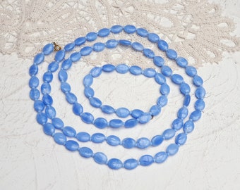 Art Deco Antique  Clear Blue Marbled Glass Beads Long Flapper Beaded Necklace. 