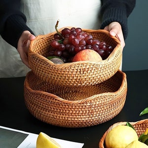 Rattan fruit basket -  Italia