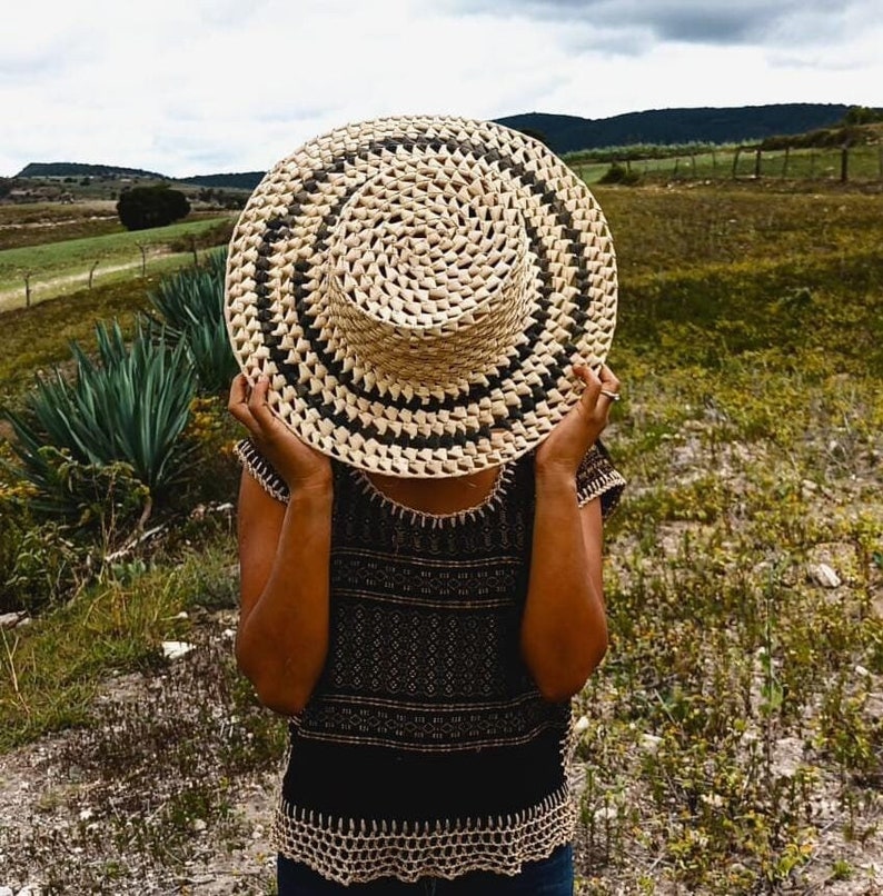 Handmade hat with black detail image 1