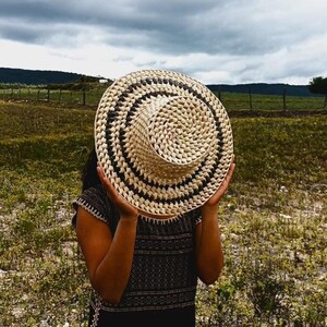 Handmade hat with black detail image 3