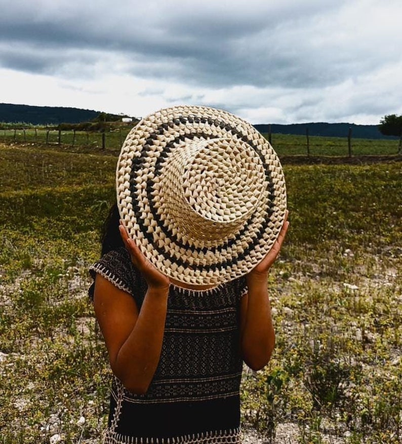 Handmade hat with black detail image 3