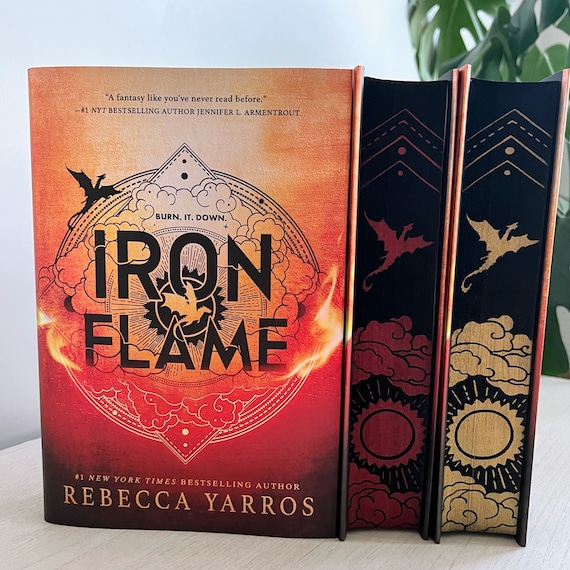 Just got my copy or iron flame! : r/fourthwing