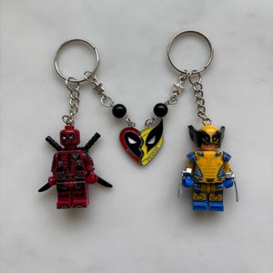 3D Minifigure Keychain - Deadpool and Wolverine Figures