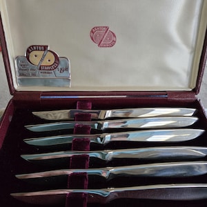 Ashton Surgical Stainless Steel Serrated Edge 6 knives Original Box Sweden