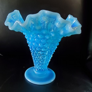 Vintage Fenton Aqua Blue Opalescent Hobnail Ruffled Vase 5 1/2&quot; Tall