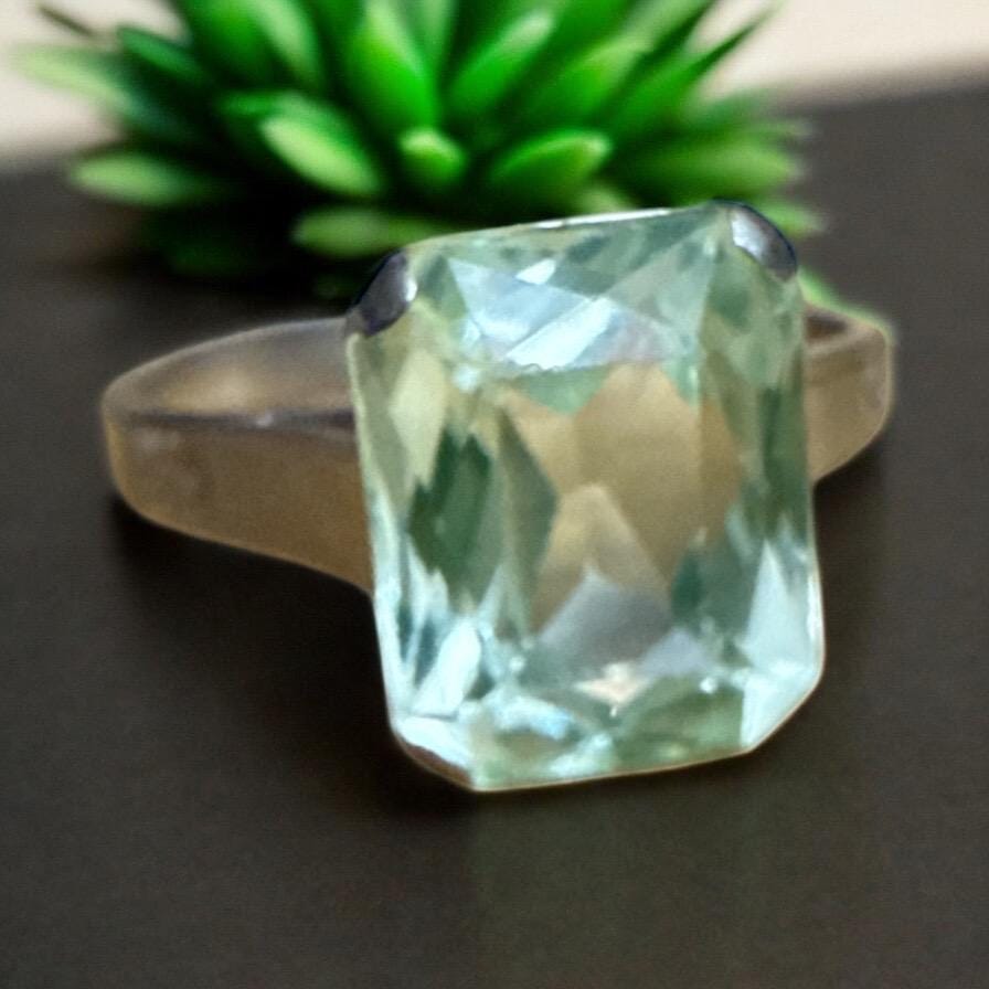 Vintage 14k White Gold Green Synthetic Stone Ring. Size 6.5  10x8mm Emerald Cut – Minimalist Estate Jewelry, wedding, anniversary, push gift
