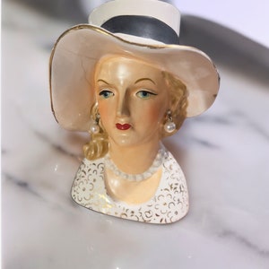 RARE Vintage Retro Napco C2638B Ladies Head Vase Planter.  Blonde With Dangling Pearl Earrings 1956 50’s