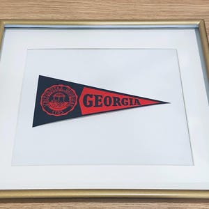 ancien petit FANION / WIMPEL PENNANT )) IBERIA SAMTREDIA * GEORGIE