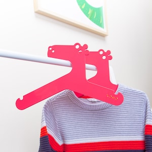 Kinderhangers in de vorm van een nijlpaard • Schattige babyhangers • Cadeau-idee voor babyshower • Cadeau-idee voor peuters