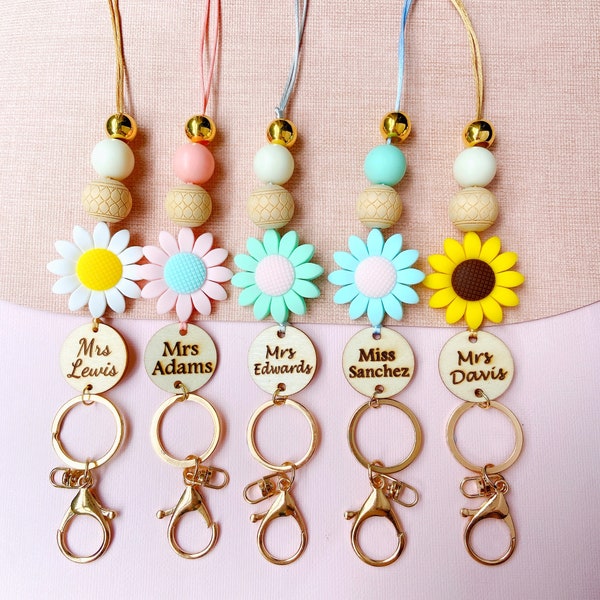 Large Daisy Flower Personalized Name Teacher Lanyard, Office ID Lanyard, Key Lanyard, Gift for Teacher