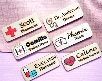 Personalisiertes, handbemaltes Namensschild aus Holz mit medizinischem Motiv, Namensschild für Ärzte und Krankenschwestern