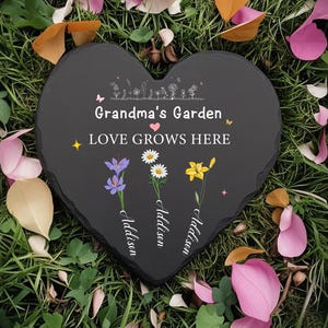 Custom Garden Stone with Names and Birth Flowers, Mother&#39;s Day Gift for Grandma, Custom Floral Garden Decor, Personalized Gift