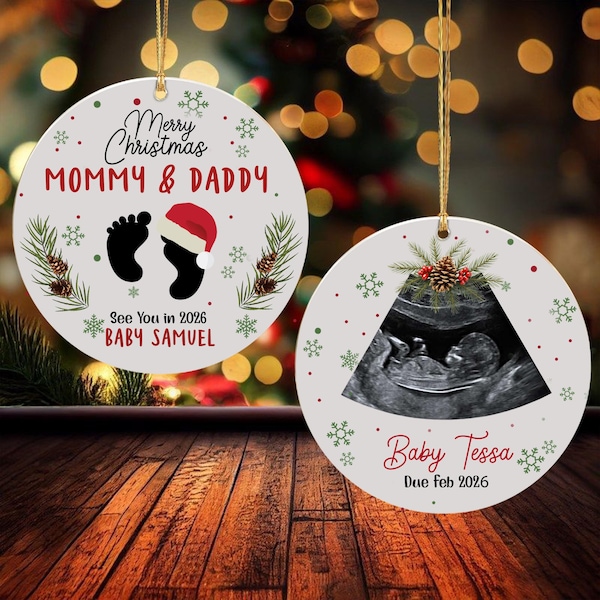 Mamá y papá, ¡Feliz Navidad! Nos vemos en 2026, Adorno de ecografía de bebé, Adorno de anuncio de embarazo, Adorno para futuros padres