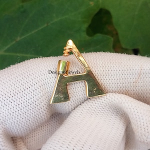 Colgante con dije de letra en oro vermeil de 14 k: inicial A en plata de ley