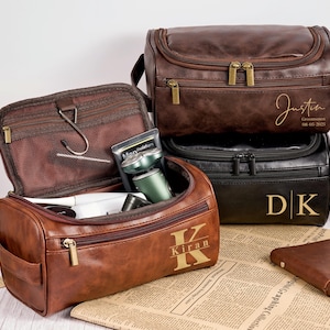 Kit Dopp personnalisé en cuir pour homme, trousse de toilette personnalisée, cadeau de garçon d'honneur, idéal pour les anniversaires ou les fêtes de Noël, etc.
