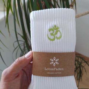 Socks embroidered with an OM | Tennis socks | Organic cotton | Sizes 37-44 | Made in EU | White