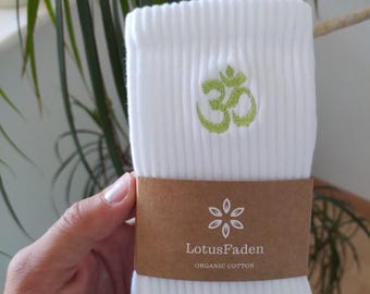 Socks embroidered with an OM | Tennis socks | Organic cotton | Sizes 37-44 | Made in EU | White