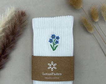 Socks embroidered with a forget-me-not | Tennis socks | Organic cotton | Sizes 37-43 | Made in EU | White