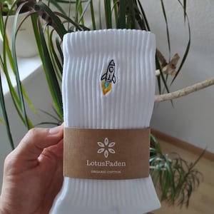 Socks embroidered with a rocket | Tennis socks | Organic cotton | Sizes 37-44 | Made in EU | White