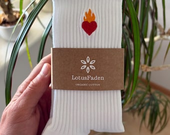 Socks embroidered with a flame heart | Tennis socks | Organic cotton | Sizes 37-43 | Made in EU | White