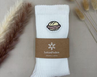 Socks embroidered with a meatloaf sandwich | Tennis socks | Organic cotton | Sizes 37-43 | Made in EU | White