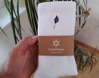 Socks embroidered with a matchstick | Tennis socks | Organic cotton | Sizes 37-44 | Made in EU | White