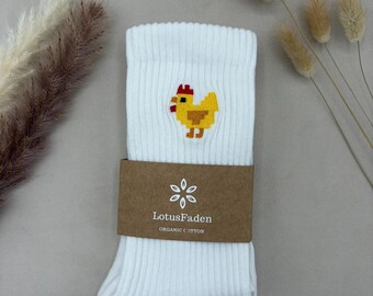 Socks embroidered with a pixel art chicken | Tennis socks | Organic cotton | Sizes 37-43 | Made in EU | White