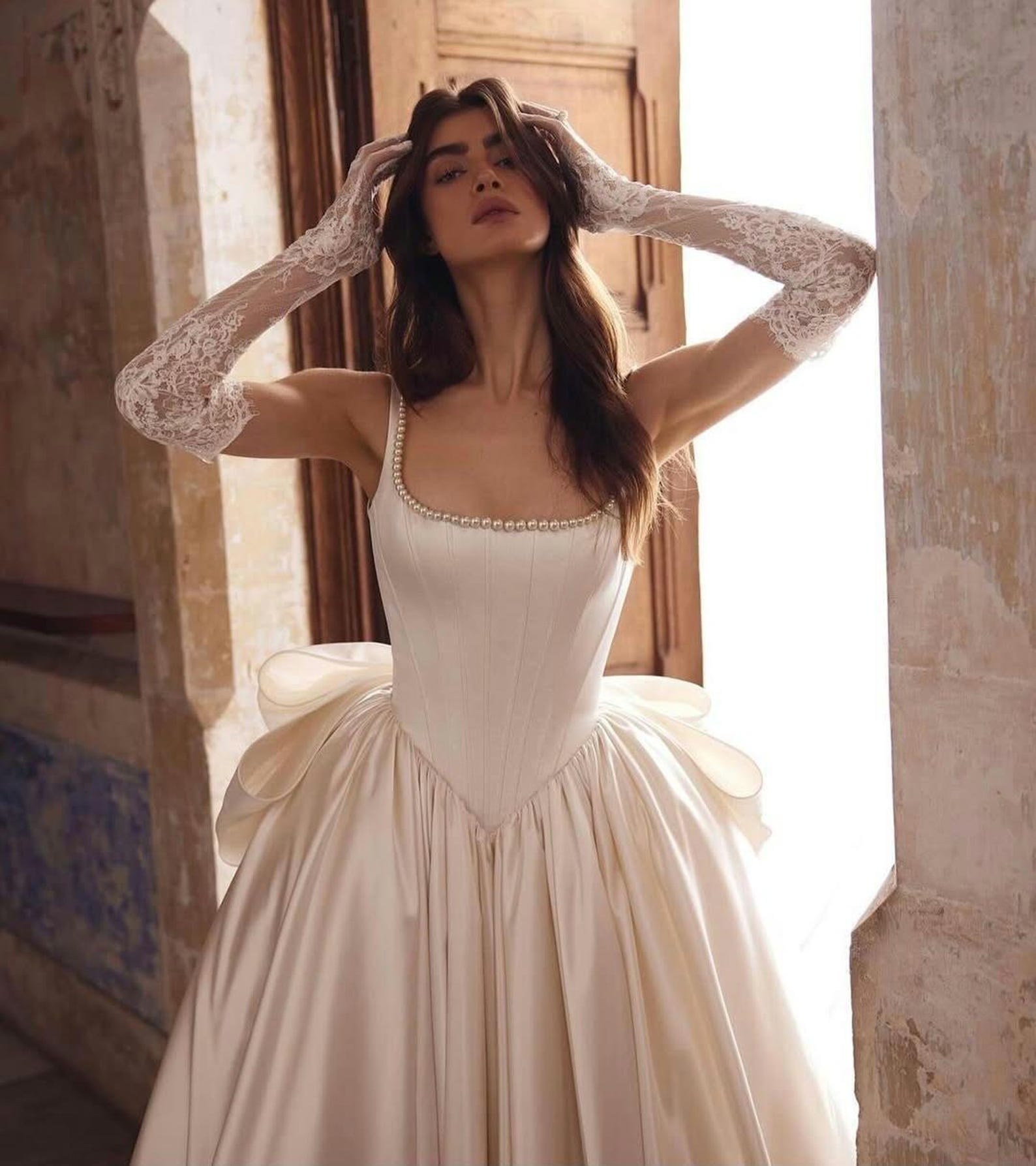 Robe Antoanella main image 1