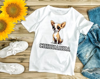 Puede incluir: Camiseta blanca con una imagen de dibujos animados de un chihuahua y la palabra "CHIHUAHUA" impresa en negro.