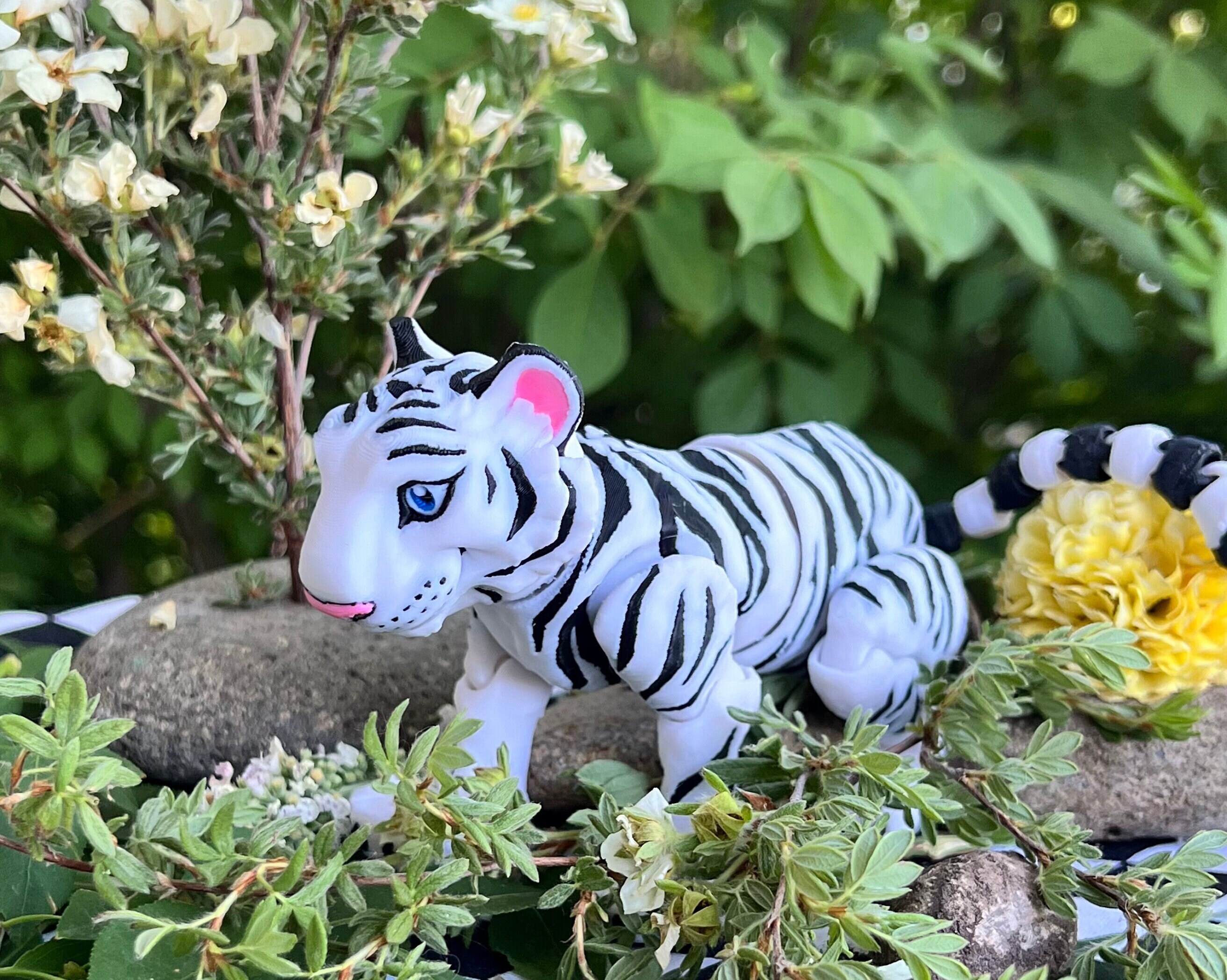 3D Printed Articulated Tiger: Orange or White PLA Fidget Toy - Etsy