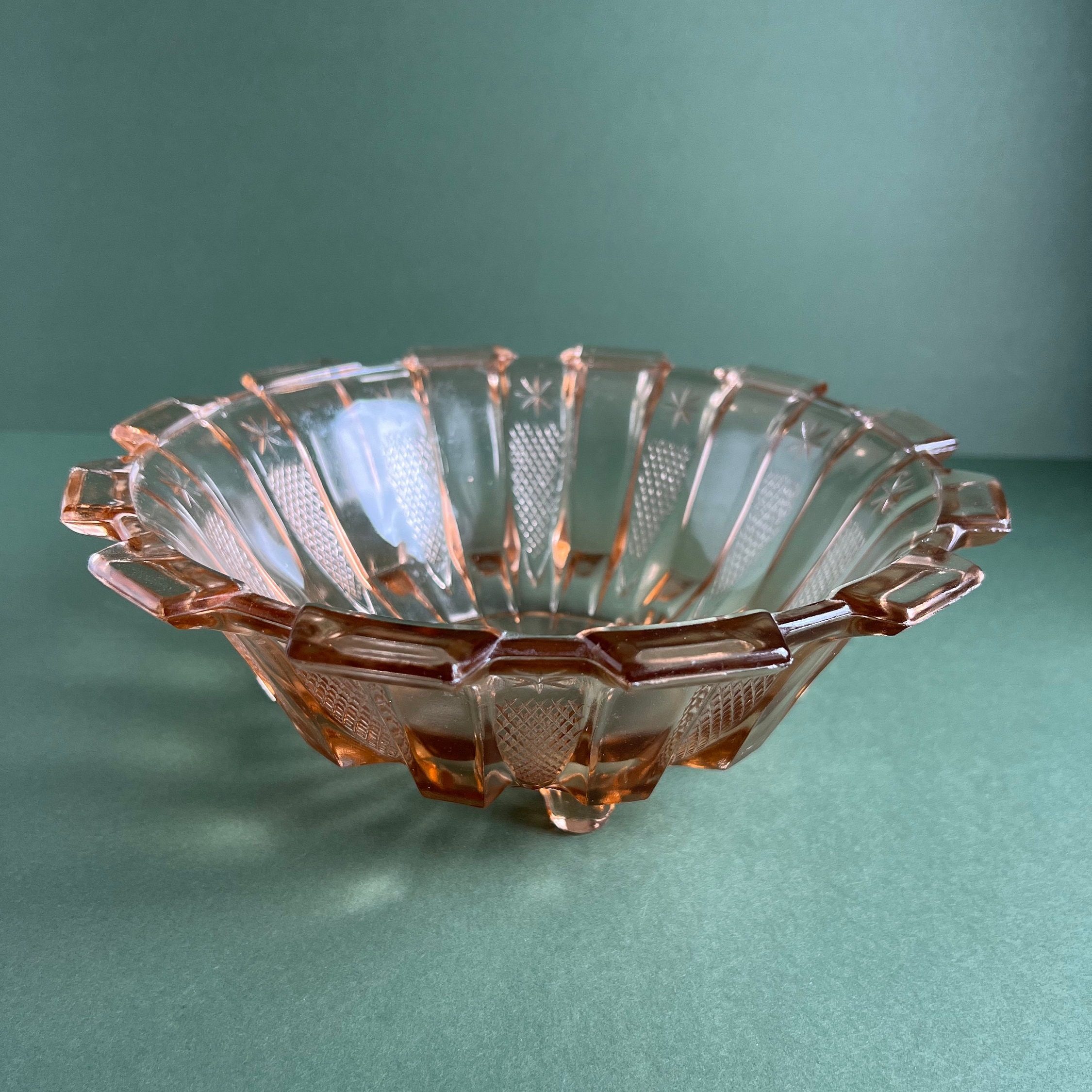Pink Glass Bowl Art Deco Style With Three Feet, Fruit Bowl Vintage