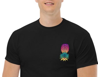 逆さまパイナップル スウィンガーズ T シャツ、パイナップル T シャツ、グラフィック プリント シャツ、楽しいサマー シャツ、バケーション シャツ、トロピカルな雰囲気