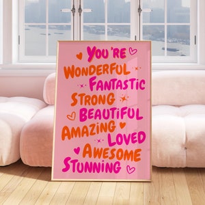 You Are Amazing Pink Orange Poster, Funky 70er Jahre Rosa Wandkunst, girly Wohnheim Dekor, Retro Poster, trendige druckbare Kunst, adrette Wandkunst