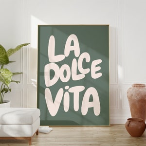 Dolce Vita Print, DRUCKBARE Wandkunst, Salbeigrünes Dekor, Italienische Phrase, Trendige Wandkunst, Ciao Zitat Printtypografie, italienisches Sprichwort