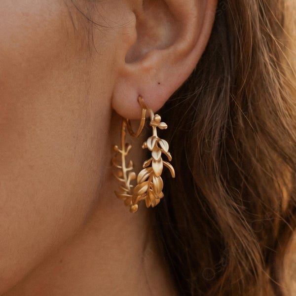 Grekiska lagerkransörhängen | Örhängen med olivblad i guld | Krokar i 925 sterlingsilver | Gudinnainspirerade smycken, present till henne