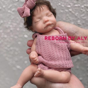 26cm Handmade Solid Silicone Reborn Girl Doll | Waterproof & Lifelike Newborn with Rooted Hair, Soft Touch, Perfect children Gift