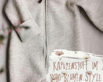 Walkoverall aus Schurwolle | gefütterter Kapuze aus Biobaumwolle | Klappbündchen | Label Leder | Baby | Boho Blumen