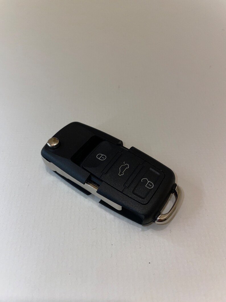 Fake Car Key With Hidden Compartment Store Pills, Bags, Money in Safe