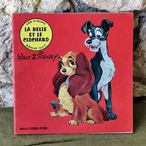 Ancien livre enfant la belle et le clochard de Walt Disney deux coqs d'or 1971