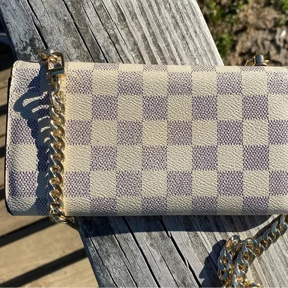 Louis Vuitton White Epi Leather Montaigne Clutch Bag - Yoogi's Closet