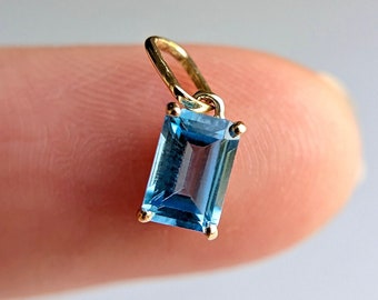 14k Solid Gold Swiss Blue Topaz Charm Pendant (6x4MM)