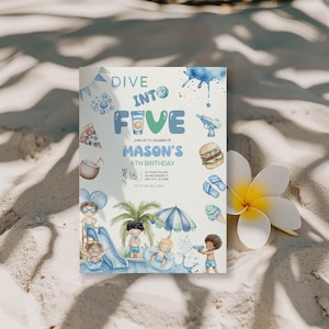 Invitation d'anniversaire « Plongez dans l'univers des cinq garçons », modèle d'invitation modifiable pour un anniversaire tropical sur le thème de la piscine (5 ans), BS221