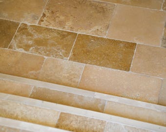 Piedra Natural Rodada Espesor 1,8 cm – Revestimiento de Pared Interior y Exterior – Piedra Decorativa Rústica – Tamaños Variados Vendido por M2