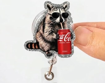 Portatarjetas retráctil de Coca-Cola Light con diseño de mapache, clip acrílico, para amantes de los refrescos.